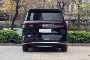 Ngoại thất BYD M9