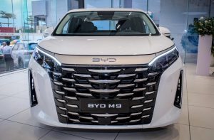 BYD M9