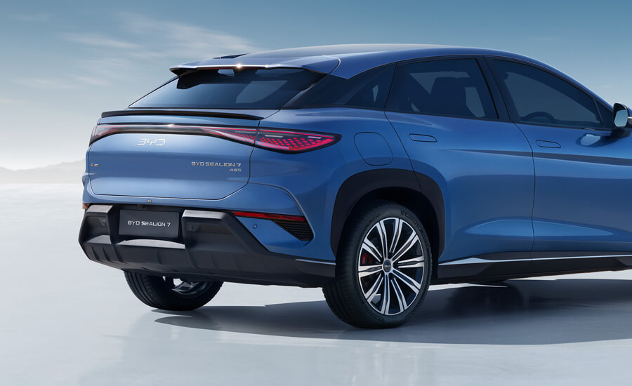 BYD Sealion 7