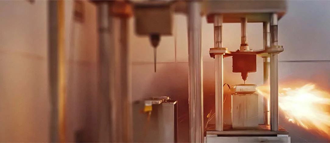 Pin vượt qua bài kiểm tra “đâm xuyên" an toàn