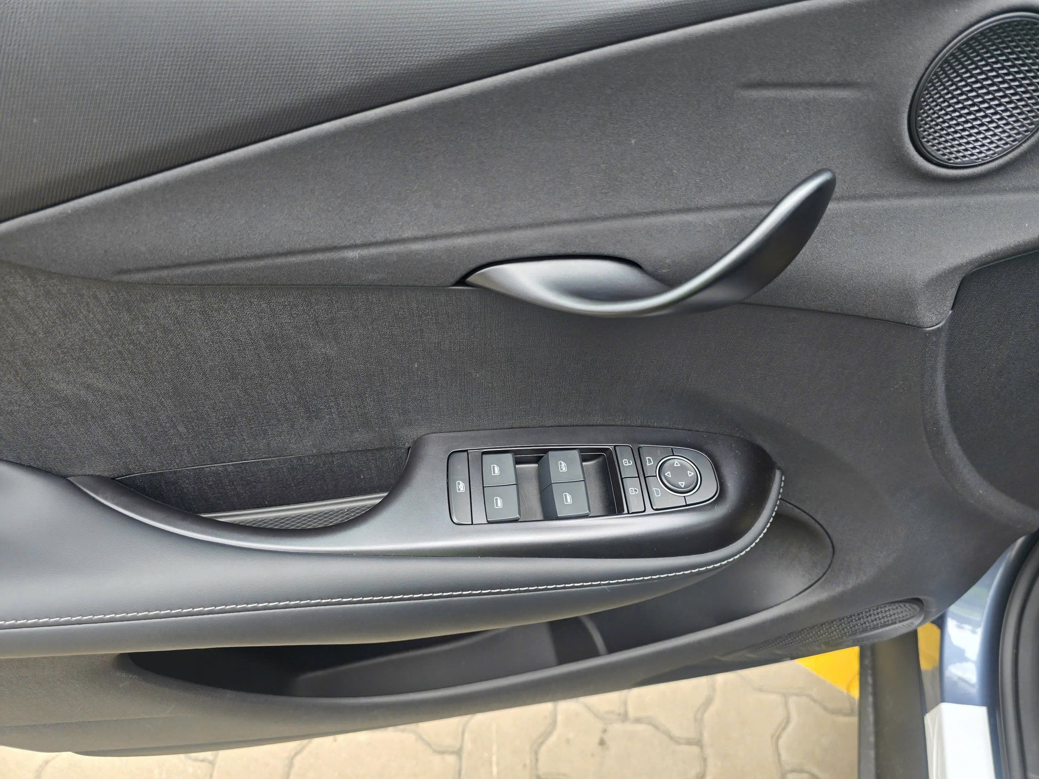 Dolphin 2026 nhập thái lan